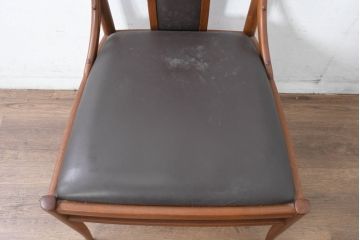 中古　美品　モリシゲ(MORISHIGE/森繁)　ミッドセンチュリーデザイン　本革　モダンな空間づくりにおすすめの高級ダイニングチェア(椅子、イス、アームレスチェア)(定価1脚約12万円)(R-083726)