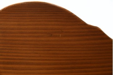 中古　未使用品　希少な試作品　飛騨産業　キツツキマーク　フロンティアシリーズ(FRONTIER)　重厚な佇まいが魅力のダイニングチェア　(R-083727)