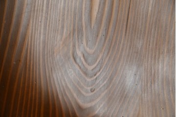 中古　未使用品　希少な試作品　飛騨産業　キツツキマーク　フロンティアシリーズ(FRONTIER)　重厚な佇まいが魅力のダイニングチェア　(R-083727)