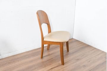 中古　シラカワ(shirakawa)　楢(ナラ)材　温かみを感じるデザインが魅力のダイニングチェア5脚セット(アームレスチェア、椅子、イス、バラ売り可能)(R-083728)