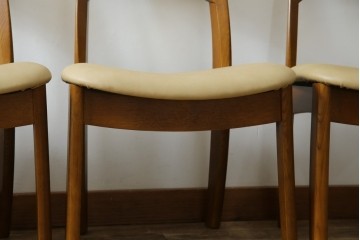 中古　シラカワ(shirakawa)　楢(ナラ)材　温かみを感じるデザインが魅力のダイニングチェア5脚セット　(R-083728)