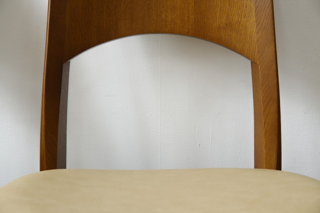 中古　シラカワ(shirakawa)　楢(ナラ)材　温かみを感じるデザインが魅力のダイニングチェア5脚セット　(R-083728)