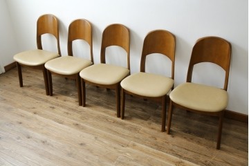 中古　シラカワ(shirakawa)　楢(ナラ)材　温かみを感じるデザインが魅力のダイニングチェア5脚セット　(R-083728)