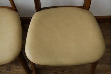 中古　シラカワ(shirakawa)　楢(ナラ)材　温かみを感じるデザインが魅力のダイニングチェア5脚セット　(R-083728)