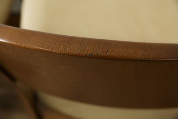 中古　シラカワ(shirakawa)　楢(ナラ)材　温かみを感じるデザインが魅力のダイニングチェア5脚セット　(R-083728)