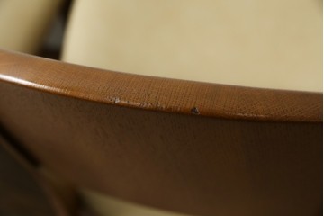 中古　シラカワ(shirakawa)　楢(ナラ)材　温かみを感じるデザインが魅力のダイニングチェア5脚セット　(R-083728)