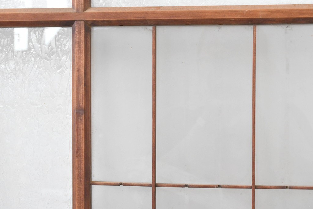 ヴィンテージ建具　昭和中期　上部のアーチがアクセント　作りの良いガラス戸1枚　(R-083731)