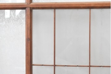 ヴィンテージ建具　昭和中期　上部のアーチがアクセント　作りの良いガラス戸1枚　(R-083731)