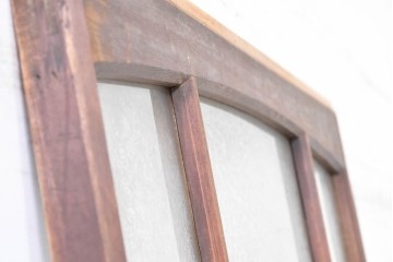 ヴィンテージ建具　昭和中期　上部のアーチがアクセント　作りの良いガラス戸1枚　(R-083731)