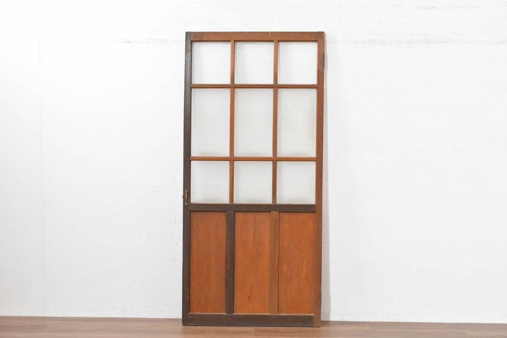 ヴィンテージ建具　昭和中期　デザインガラス入りのレトロなガラス扉1枚　(R-083735)