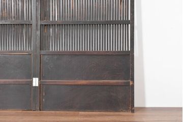 和製アンティーク　格子戸リメイク　落ち着いた空間づくりに最適な衝立て(パーテーション、衝い立て、つい立て、間仕切り、折り畳み、建具)(R-083736)