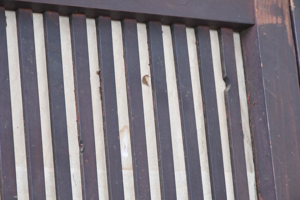 アンティーク建具　明治大正期　古い木味のガラス入り格子戸4枚セット　(R-083737)