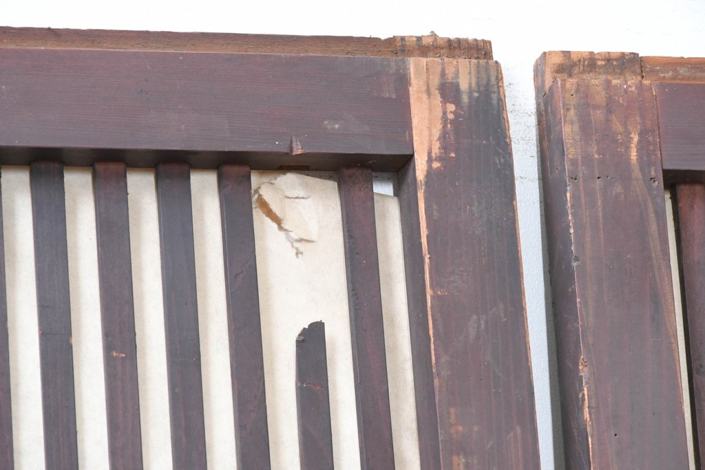 アンティーク建具　明治大正期　古い木味のガラス入り格子戸4枚セット　(R-083737)