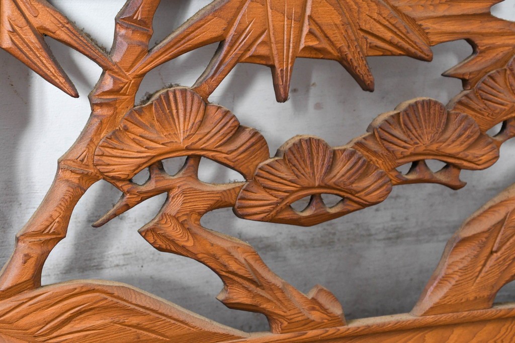 和製ヴィンテージ　昭和中期　松竹梅の縁起物の両面彫刻を施した欄間2枚セット　(R-083739)