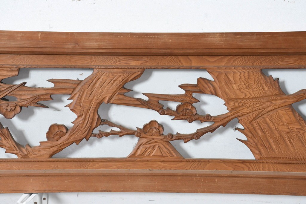 和製ヴィンテージ　昭和中期　松竹梅の縁起物の両面彫刻を施した欄間2枚セット　(R-083739)