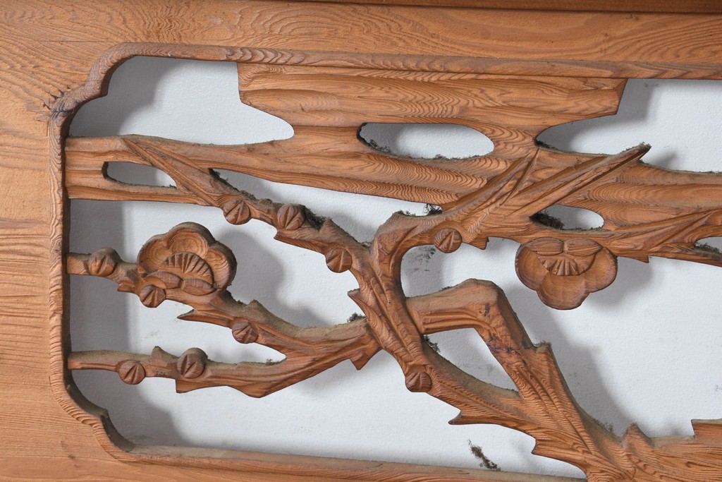 和製ヴィンテージ　昭和中期　松竹梅の縁起物の両面彫刻を施した欄間2枚セット　(R-083739)