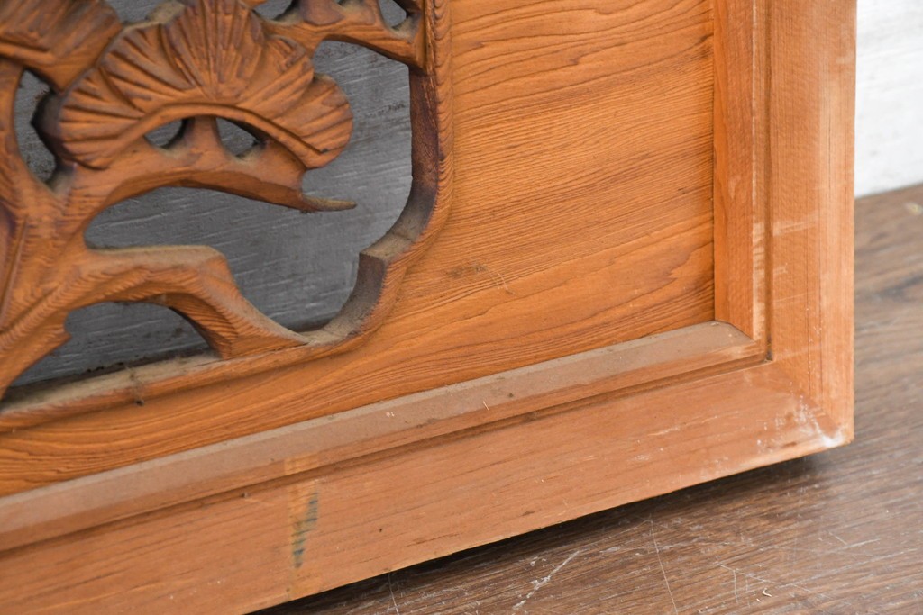 和製ヴィンテージ　昭和中期　松竹梅の縁起物の両面彫刻を施した欄間2枚セット　(R-083739)