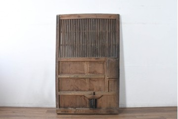 アンティーク建具　明治大正期　総欅(ケヤキ)材　古い木味の風合いが魅力の格子蔵戸1枚　(R-083741)