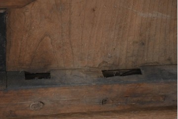 アンティーク建具　明治大正期　総欅(ケヤキ)材　古い木味の風合いが魅力の格子蔵戸1枚　(R-083741)