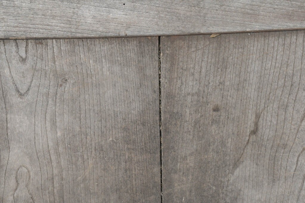 アンティーク建具　明治大正期　総欅(ケヤキ)材　古い木味の風合いが魅力の格子蔵戸1枚　(R-083741)