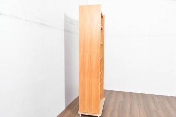 デンマークビンテージ　ビーチ材　シンプルなデザインがお部屋に馴染みやすいオープンシェルフ(本棚、ブックシェルフ、オープンラック、収納棚、飾り棚、ヴィンテージ、北欧)(R-083743)