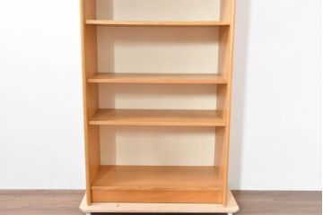 デンマークビンテージ　ビーチ材　シンプルなデザインがお部屋に馴染みやすいオープンシェルフ(本棚、ブックシェルフ、オープンラック、収納棚、飾り棚、ヴィンテージ、北欧)(R-083744)