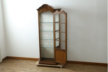 中古　イタリア　繊細な象嵌装飾が魅力の縦型ガラスキャビネット　(R-083746)