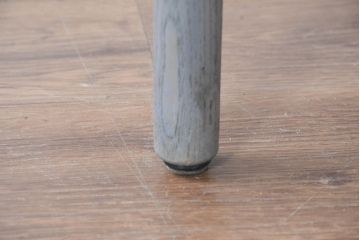中古　美品　展示品　希少品　デンマーク　高級家具ブランド　クルーガーブラザーズ(Brdr. Kruger)　ブローデル・クルーガー　オーク材　JARI(ジャリ、ヤリ)　北欧スタイルの空間づくりにおすすめなダイニングテーブル(2人掛け、4人掛け)(定価約70万円)(R-083749)