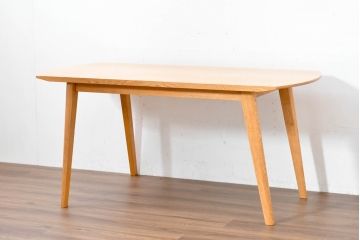 中古　希少な廃番品　IDEE(イデー)　ARC(アーク)　ナチュラルモダンな空間を演出するダイニングテーブル(4人掛け、6人掛け、食卓、4人用、6人用)(R-083751)