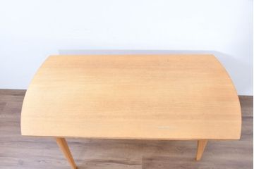 中古　希少な廃番品　IDEE(イデー)　ARC(アーク)　ナチュラルモダンな空間を演出するダイニングテーブル(4人掛け、6人掛け、食卓、4人用、6人用)(R-083751)