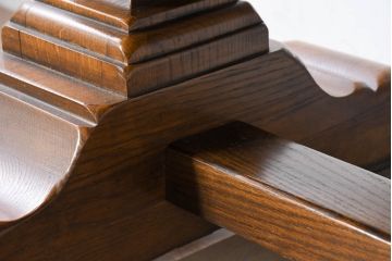 中古　希少な廃番品　葉山ガーデン取り扱い　オーク材　アンティーク調　大振りサイズの重厚な佇まいが魅力のリフェクトリーテーブル(ダイニングテーブル、食卓、4人掛け、6人掛け、4人用、6人用)(R-083752)