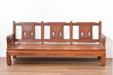 中国ビンテージ　花梨(カリン)材　細部までこだわりを感じる重厚な佇まいの長椅子(木製ベンチ、アームベンチ、板座チェア、長イス、3P、3人掛け、三人掛けソファ、ヴィンテージ)(R-083754)
