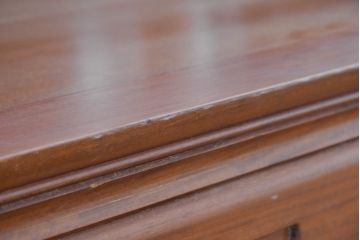中国ビンテージ　花梨(カリン)材　細部までこだわりを感じる重厚な佇まいの長椅子(木製ベンチ、アームベンチ、板座チェア、長イス、3P、3人掛け、三人掛けソファ、ヴィンテージ)(R-083754)