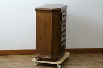 中古　美品　オーク材　小振りなサイズが使いやすい!ダッチカントリースタイルのサイドチェスト　(R-083759)
