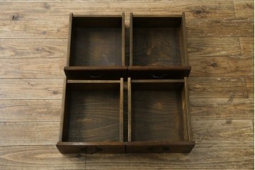 中古　美品　オーク材　小振りなサイズが使いやすい!ダッチカントリースタイルのサイドチェスト　(R-083759)