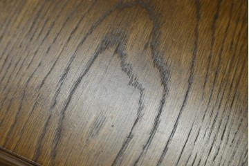 中古　美品　オーク材　小振りなサイズが使いやすい!ダッチカントリースタイルのサイドチェスト　(R-083759)