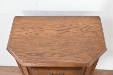 中古　美品　オーク材　小振りなサイズが使いやすい!ダッチカントリースタイルのサイドチェスト(引き出し)(R-083759)