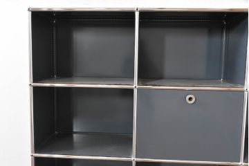 中古　美品　スイス　USMハラー(USM Haller)　洗練されたデザインで収納と美観を両立させるオープンラック(キャビネット、収納棚、飾り棚、陳列棚、店舗什器)(定価約60万円)(R-083761)