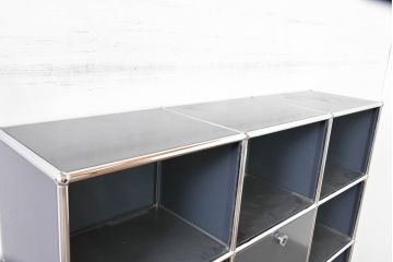 中古　美品　スイス　USMハラー(USM Haller)　洗練されたデザインで収納と美観を両立させるオープンラック(キャビネット、収納棚、飾り棚、陳列棚、店舗什器)(定価約60万円)(R-083761)