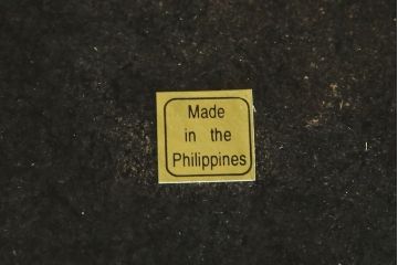 中古　アメリカ高級輸入家具　マホガニー材　引き出し付き　上質な風合いとエレガントなデザインが魅力のローテーブル(センターテーブル、リビングテーブル)(R-083764)