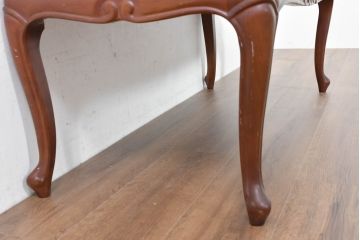 中古　美品　maruni(マルニ木工)　マキシマムシリーズ　緩やかな猫脚と上品な佇まいが魅力のセンターテーブル(ローテーブル、リビングテーブル)(定価約25万円)(R-083765)