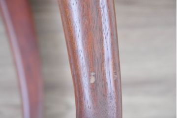 中古　美品　maruni(マルニ木工)　マキシマムシリーズ　緩やかな猫脚と上品な佇まいが魅力のセンターテーブル(ローテーブル、リビングテーブル)(定価約25万円)(R-083765)