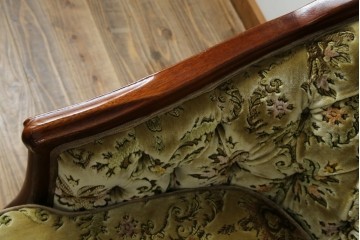 中古　美品　maruni(マルニ木工)　マキシマムシリーズ　エレガントさとクラシカルな雰囲気を兼ね備えたアームソファとオットマンセット(1人掛けソファ、一人掛けソファ、1Pソファ、フットスツール、椅子、イス)(定価約30万円)(R-083766)