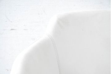 中古　美品　IDC大塚家具取り扱い　Elba(エルバ)　Emozione(エモジオーネ)　美しい曲線とモダンデザインが素敵な本革ダイニングチェア(レザー、アームチェア、イス、椅子)(定価約14万円)(R-083770)