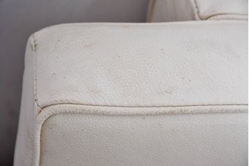 中古　イタリアビンテージ　リプロダクト品　本革　モダンな寛ぎ空間を演出するバルセロナチェアとオットマンのセット(バルセロナスツール、1人掛けソファ、椅子、イス、ヴィンテージ)(当時25万円で購入)(R-083780)