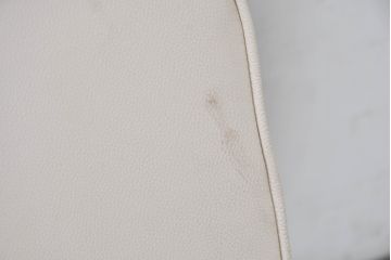 中古　イタリアビンテージ　リプロダクト品　本革　モダンな寛ぎ空間を演出するバルセロナチェアとオットマンのセット(バルセロナスツール、1人掛けソファ、椅子、イス、ヴィンテージ)(当時25万円で購入)(R-083780)