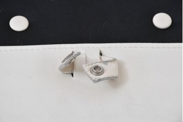 中古　イタリアビンテージ　リプロダクト品　本革　モダンな寛ぎ空間を演出するバルセロナチェアとオットマンのセット(バルセロナスツール、1人掛けソファ、椅子、イス、ヴィンテージ)(当時25万円で購入)(R-083780)