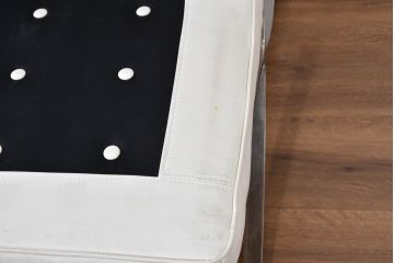 中古　イタリアビンテージ　リプロダクト品　本革　モダンな寛ぎ空間を演出するバルセロナチェアとオットマンのセット(バルセロナスツール、1人掛けソファ、椅子、イス、ヴィンテージ)(当時25万円で購入)(R-083780)