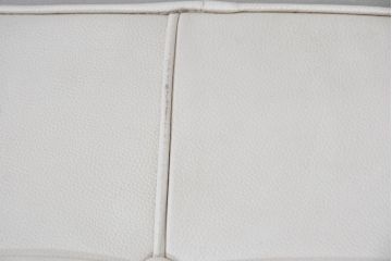 中古　イタリアビンテージ　リプロダクト品　本革　モダンな寛ぎ空間を演出するバルセロナチェアとオットマンのセット(バルセロナスツール、1人掛けソファ、椅子、イス、ヴィンテージ)(当時25万円で購入)(R-083780)