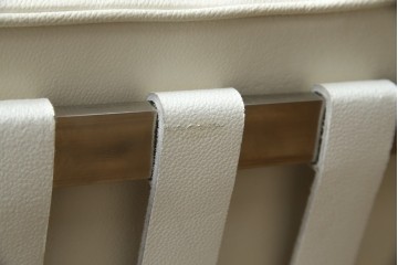 イタリアビンテージ　リプロダクト品　本革　モダンな寛ぎ空間を演出するバルセロナチェアとオットマンのセット(バルセロナスツール、1人掛けソファ、椅子、イス、ヴィンテージ)(当時25万円で購入)(R-083780)